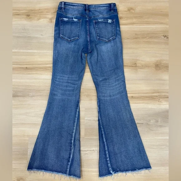 Buckle Bridge By GLY Mid Rise Super Flare Jeans in Blue Denim Frayed Hem Size 29 - Picture 3 of 13